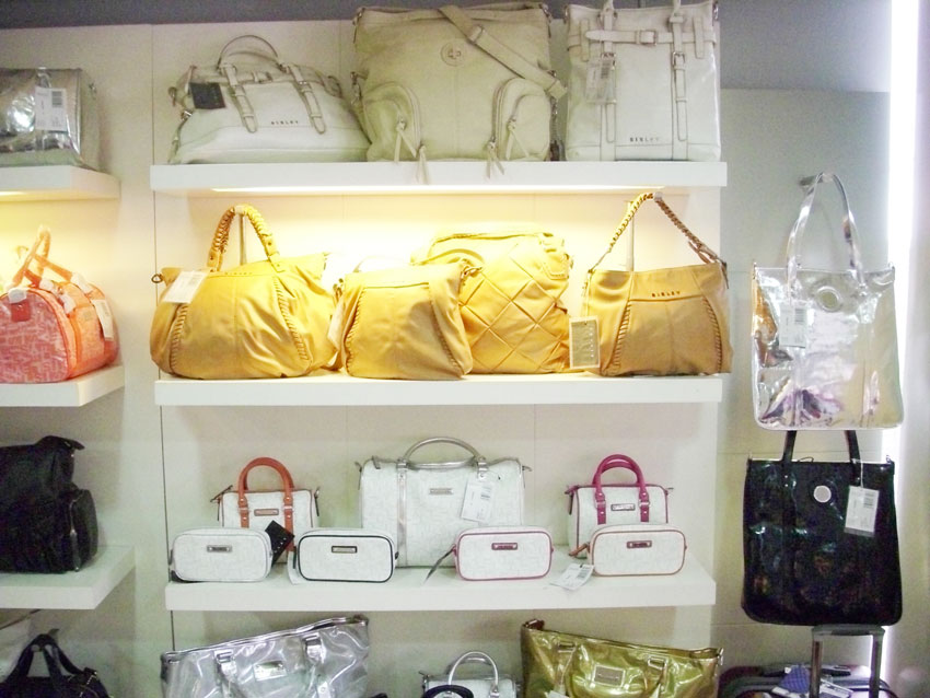 Segue Lebanon, bags in lebanon, fashion bags in lebanon,women’s bags in Lebanon, bags and shoes in Lebanon, handbags in Lebanon, hand bags in Lebanon, summer bags in Lebanon, beach bags in Lebanon, travel bags in Lebanon, luggage bags in Lebanon, bag shops in Lebanon, bag stores in Lebanon, casual bags in Lebanon, trendy bags in Lebanon, children’s bags in Lebanon, kids bags in lebanon